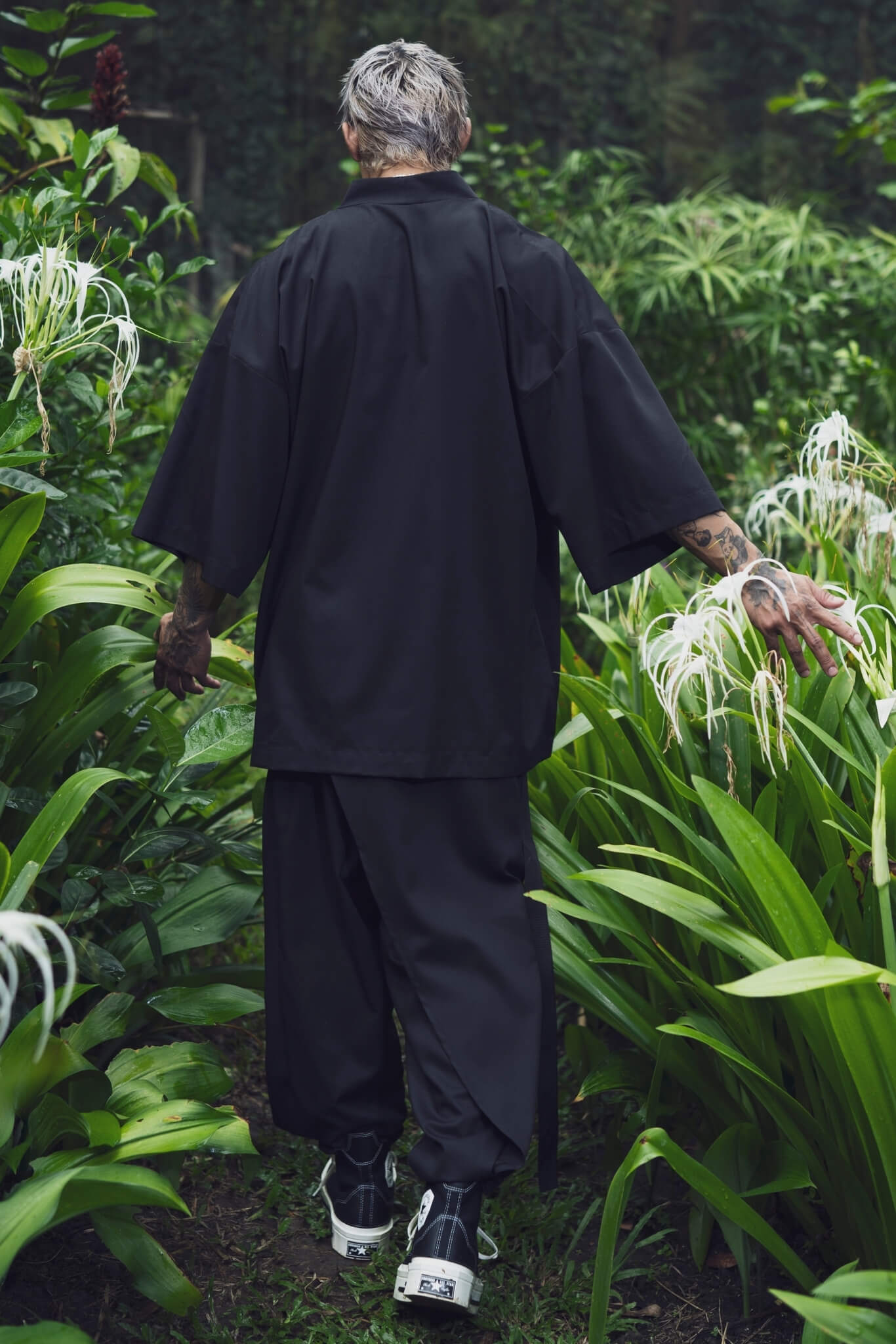 Mens black japan tshirt - OVERZ
