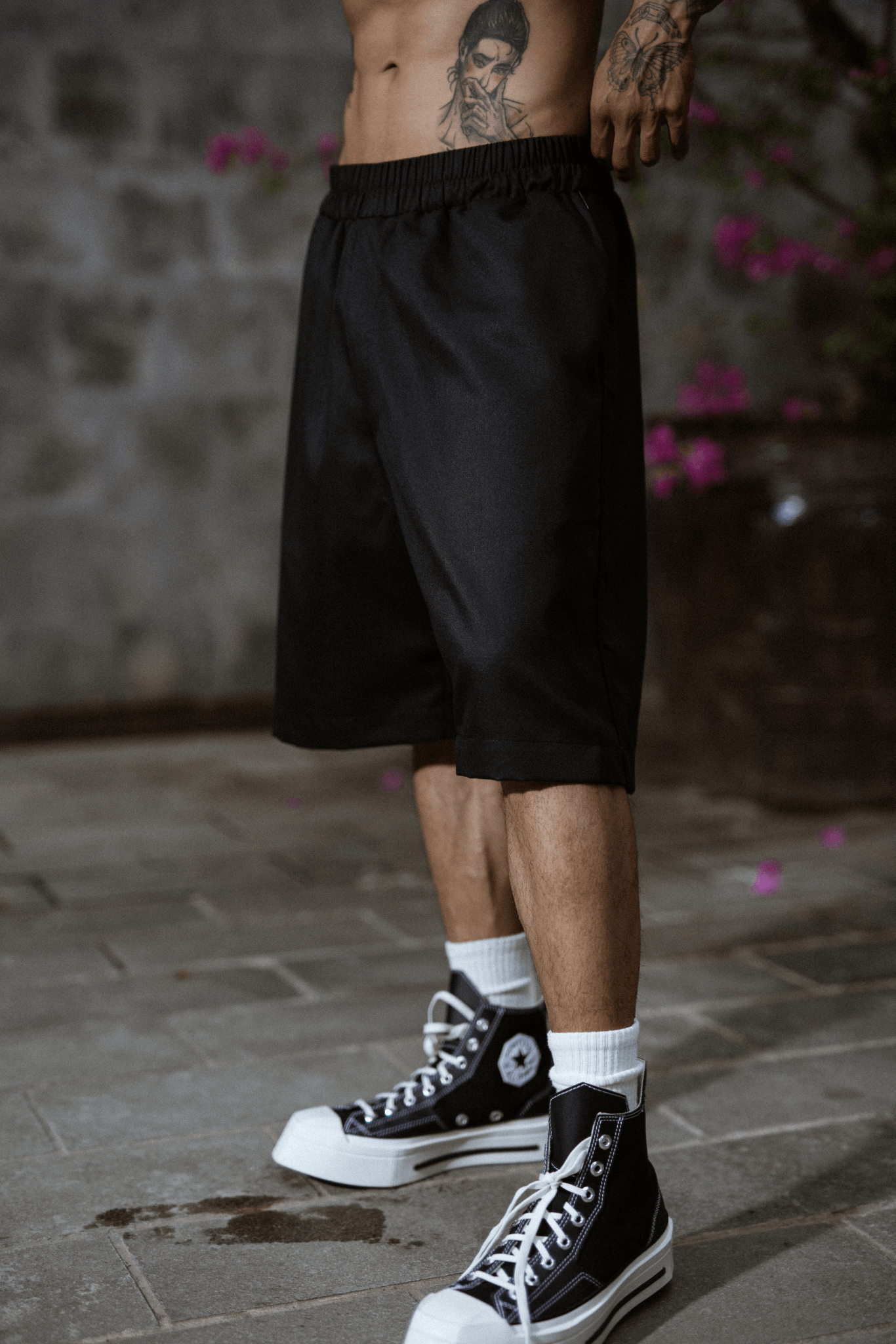 MENS BASIC BLACK SHORTS - OVERZ