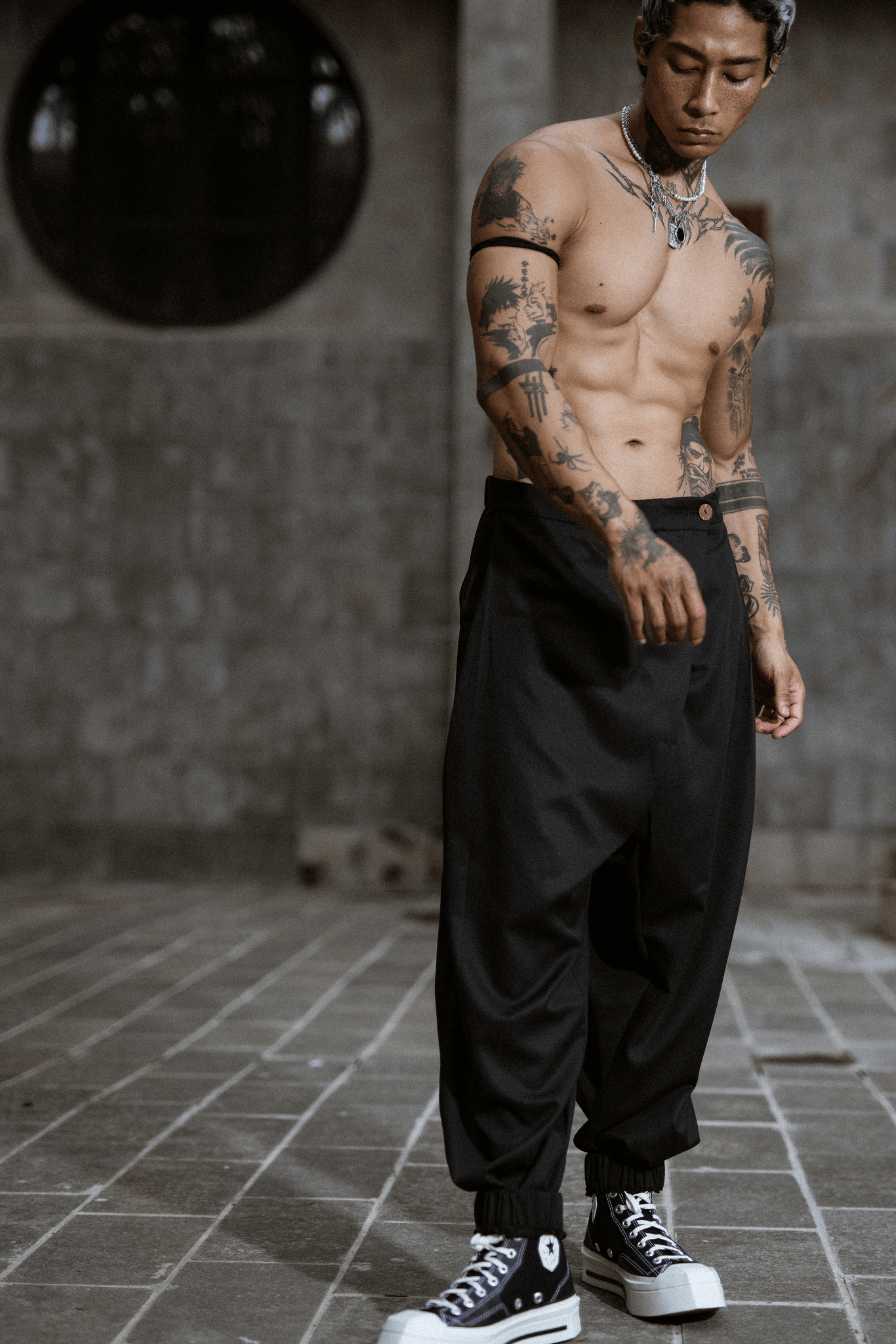 MENS LOOSE JOGGERS DUBAI - OVERZ