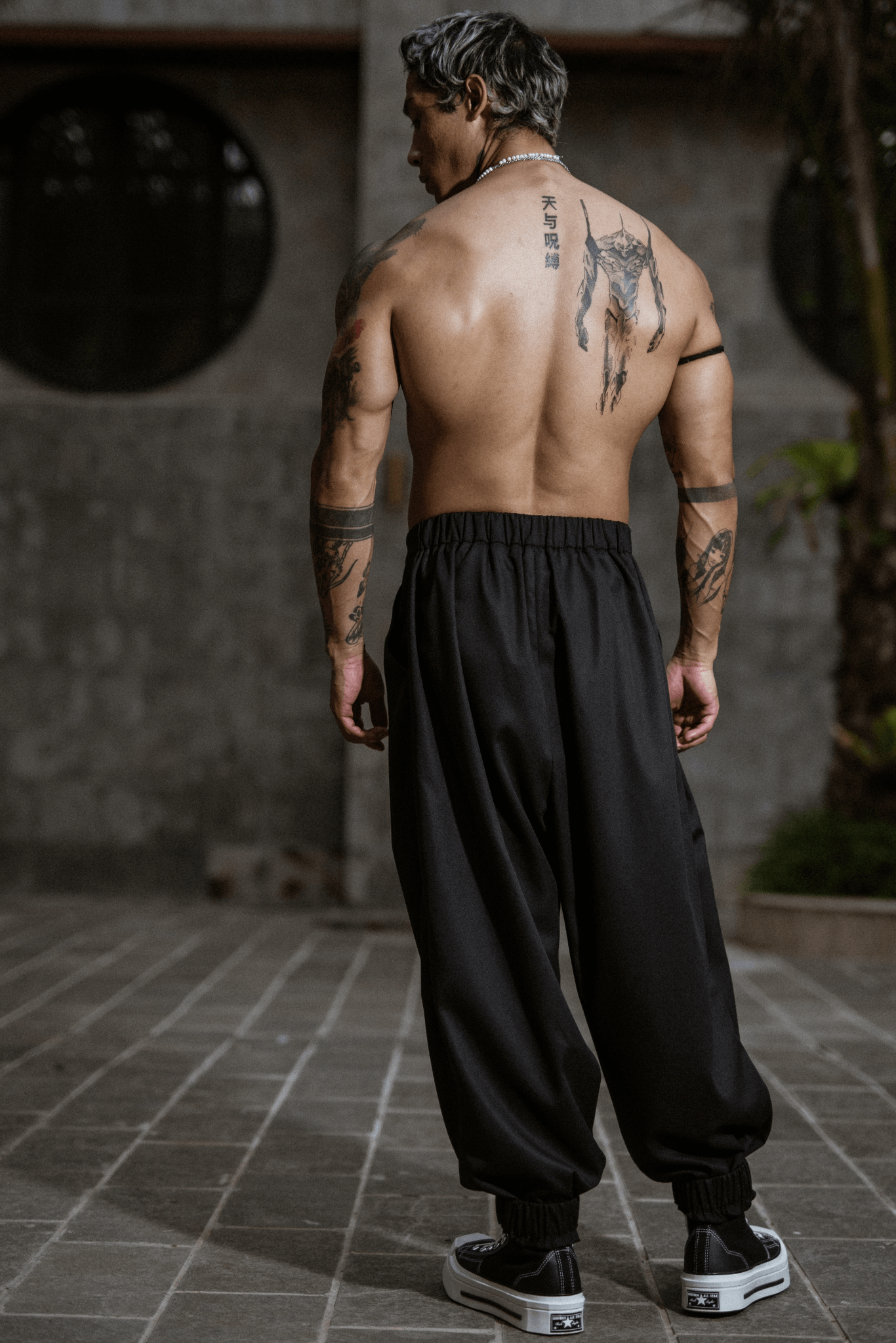 MENS LOOSE JOGGERS DUBAI - OVERZ