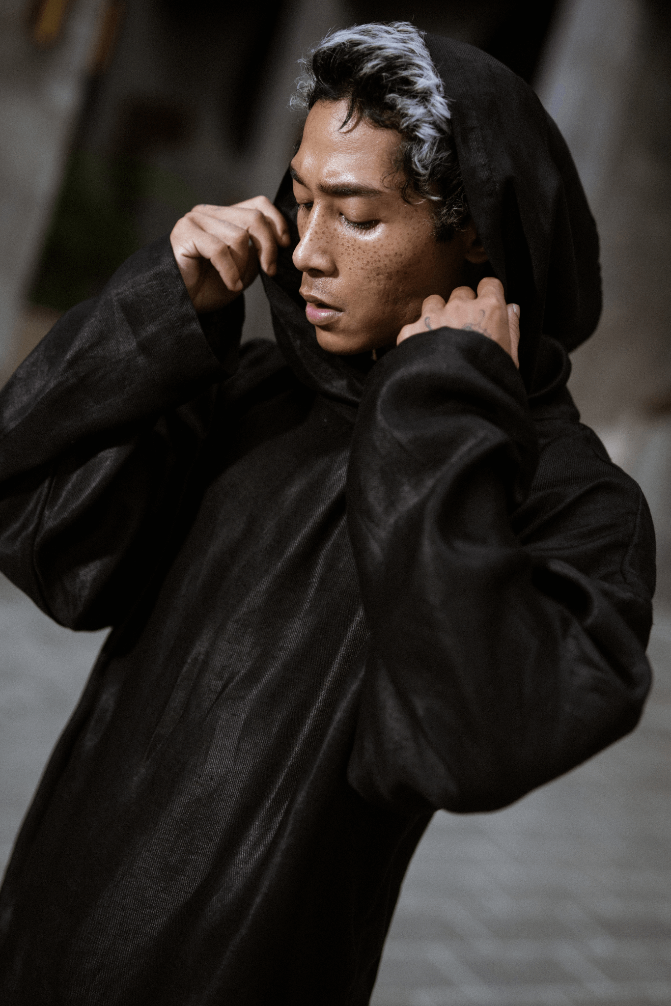 MENS LINEN BLACK HOODIE - OVERZ