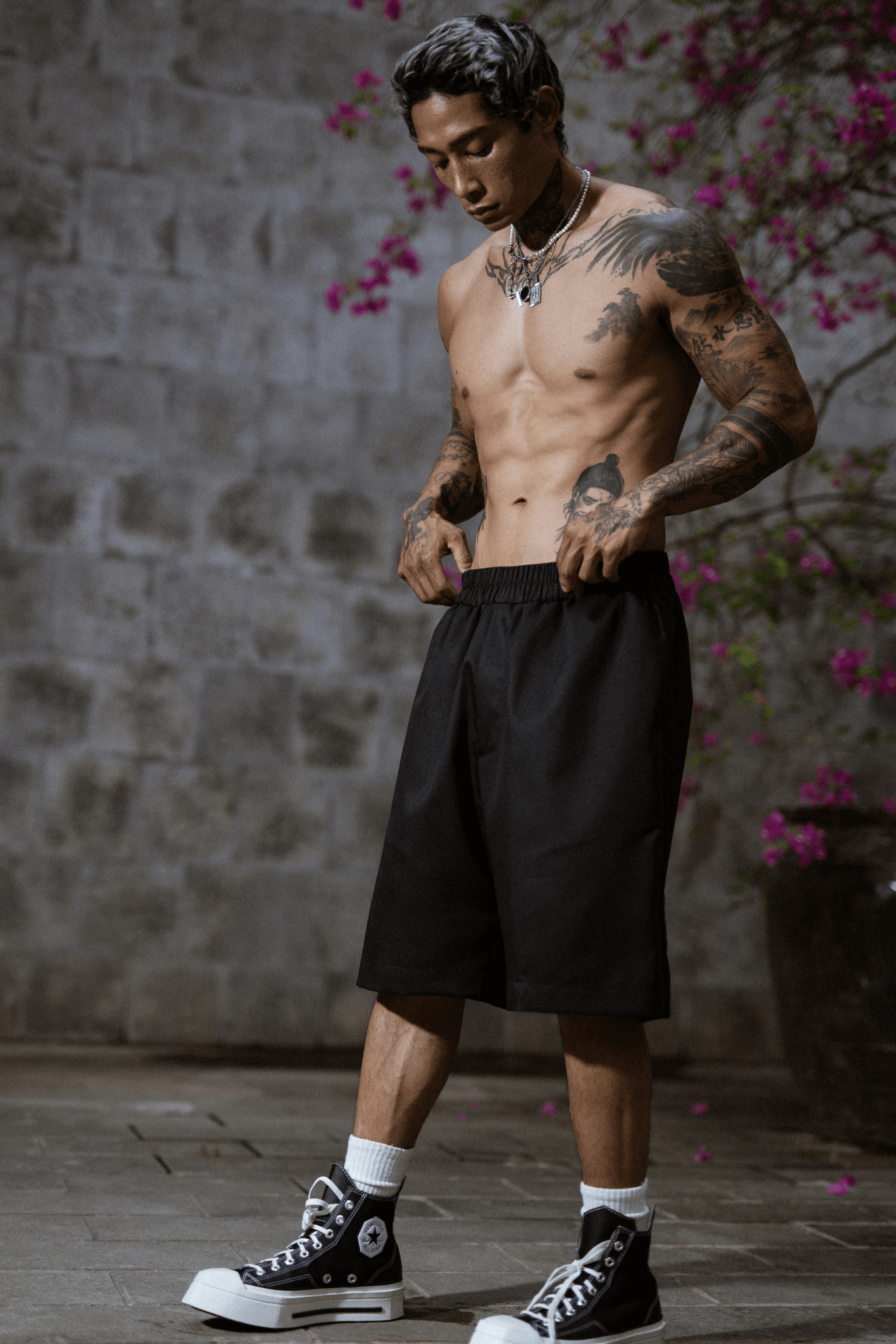 MENS BASIC BLACK SHORTS - OVERZ