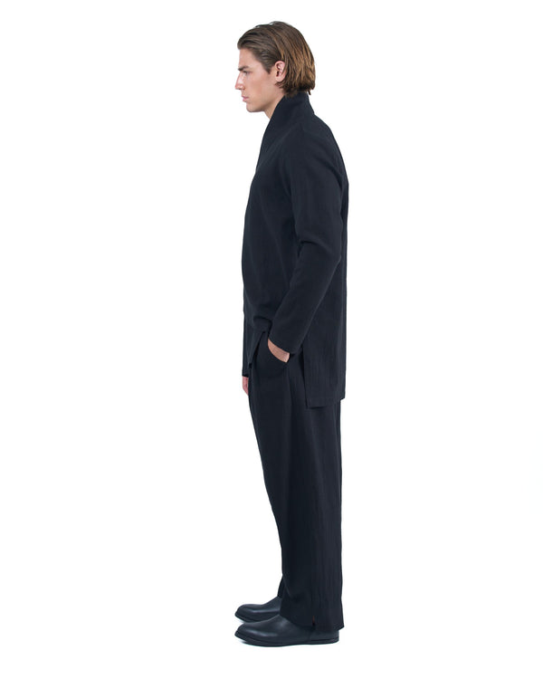 Black kimono-style shirt in nettle fabric with magnetic fastening and embroidered logo by OVERZ
