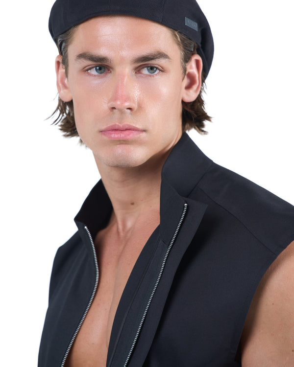 SLEEVELESS ZIP VEST
