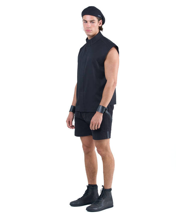 SLEEVELESS ZIP VEST