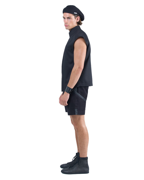 SLEEVELESS ZIP VEST