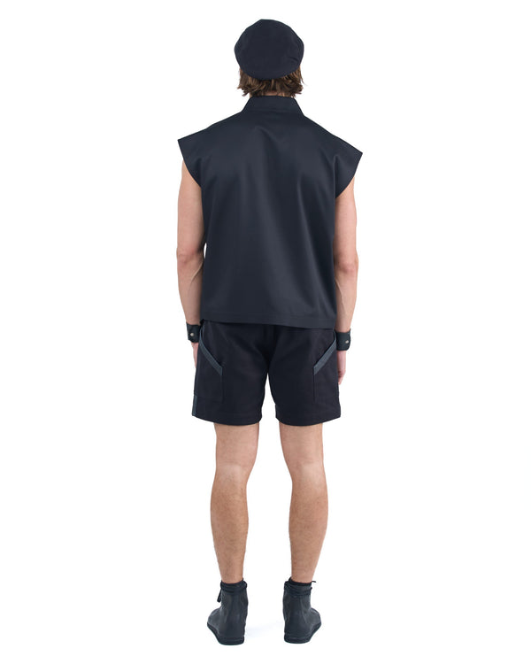 SLEEVELESS ZIP VEST