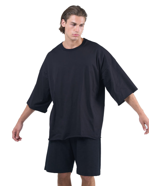 Black oversized T-shirt with round neckline and relaxed silhouette OVERZ