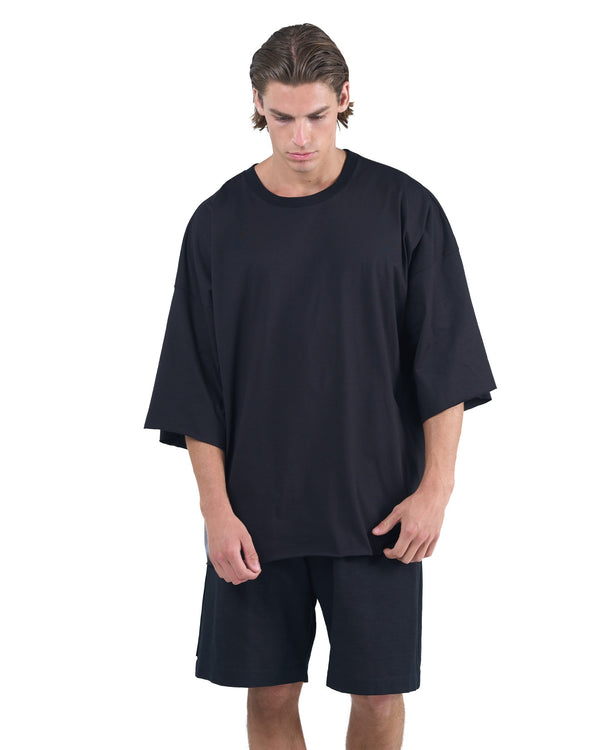 Black oversized T-shirt with round neckline and relaxed silhouette OVERZ