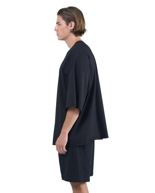 Black oversized T-shirt with round neckline and relaxed silhouette OVERZ