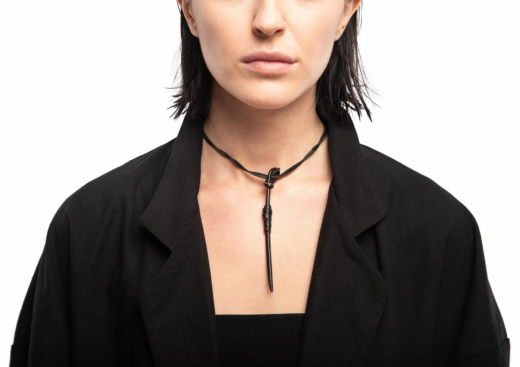 HORN NECK PENDANT - OVERZ